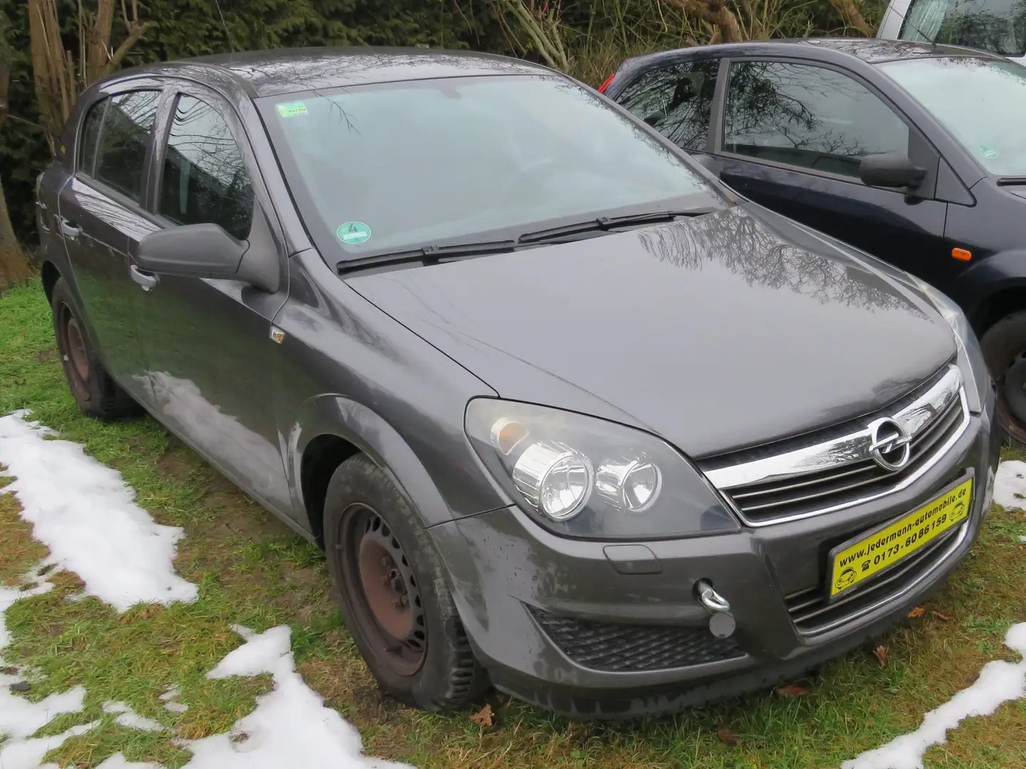 Opel Astra Basis Grau - 1