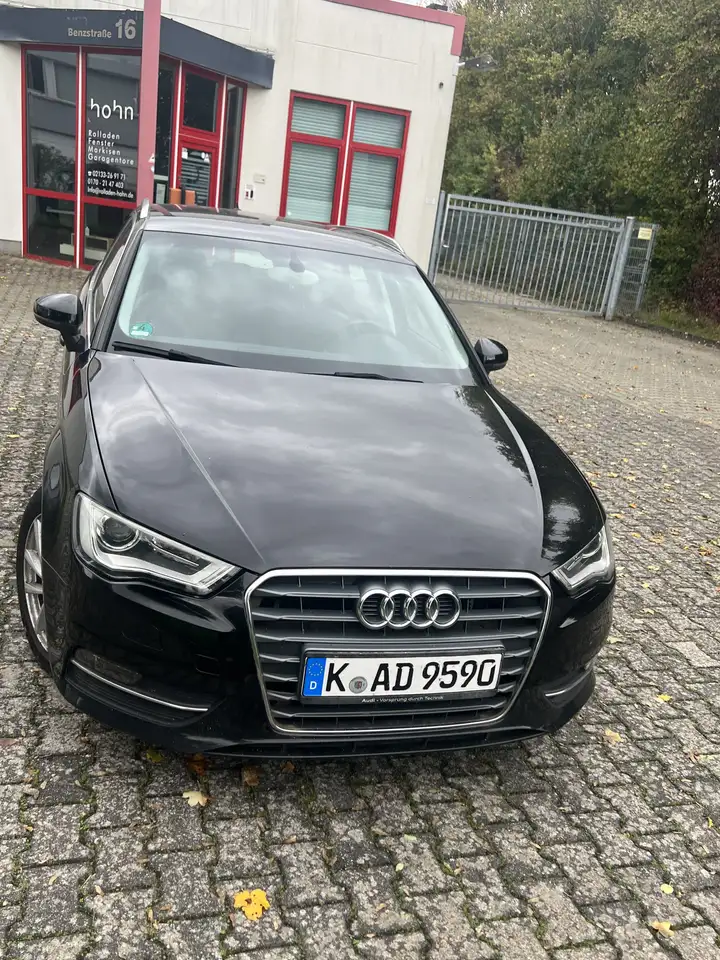Audi A3 1.6 tdi Sportback — photo 1 of 6