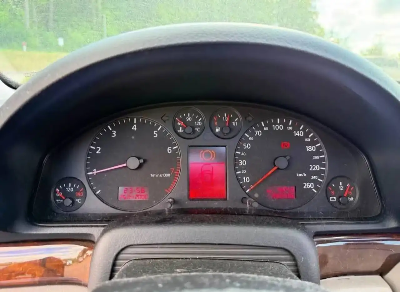 Audi A4 2.8i V6 Quattro Ambition Tiptronic, foto 9