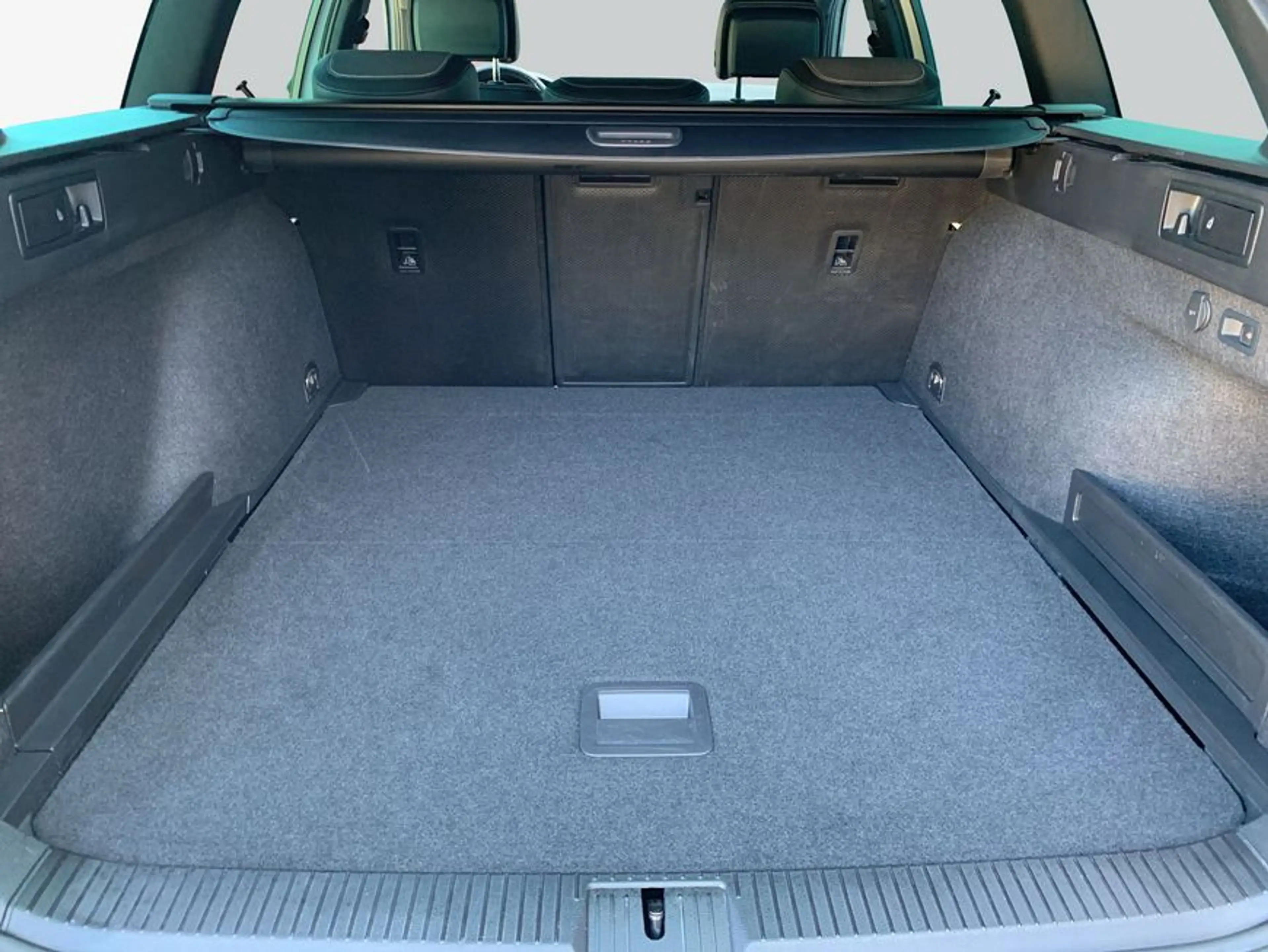 Volkswagen Passat Alltrack Variant 2.0 TDI 4Motion DSG AHK Na — photo 8