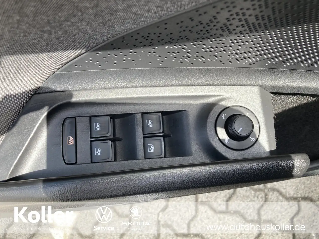Skoda Enyaq iV 60 Loft AHK TParken el.HK Area View ACC, миниатюра 13