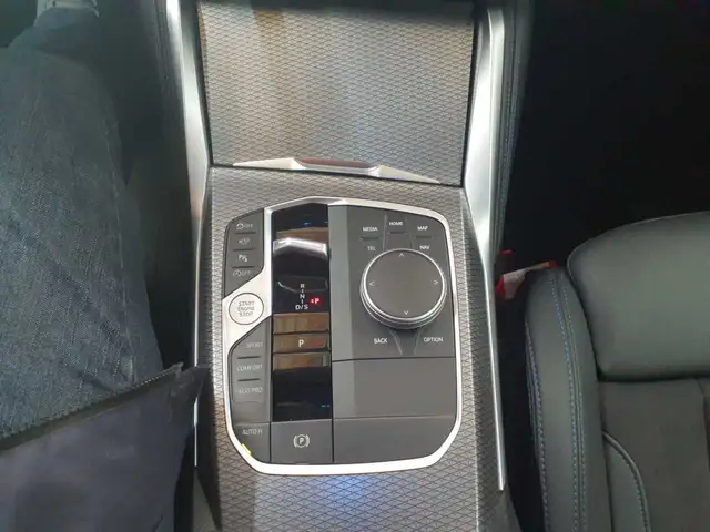 BMW 4 Series view 10