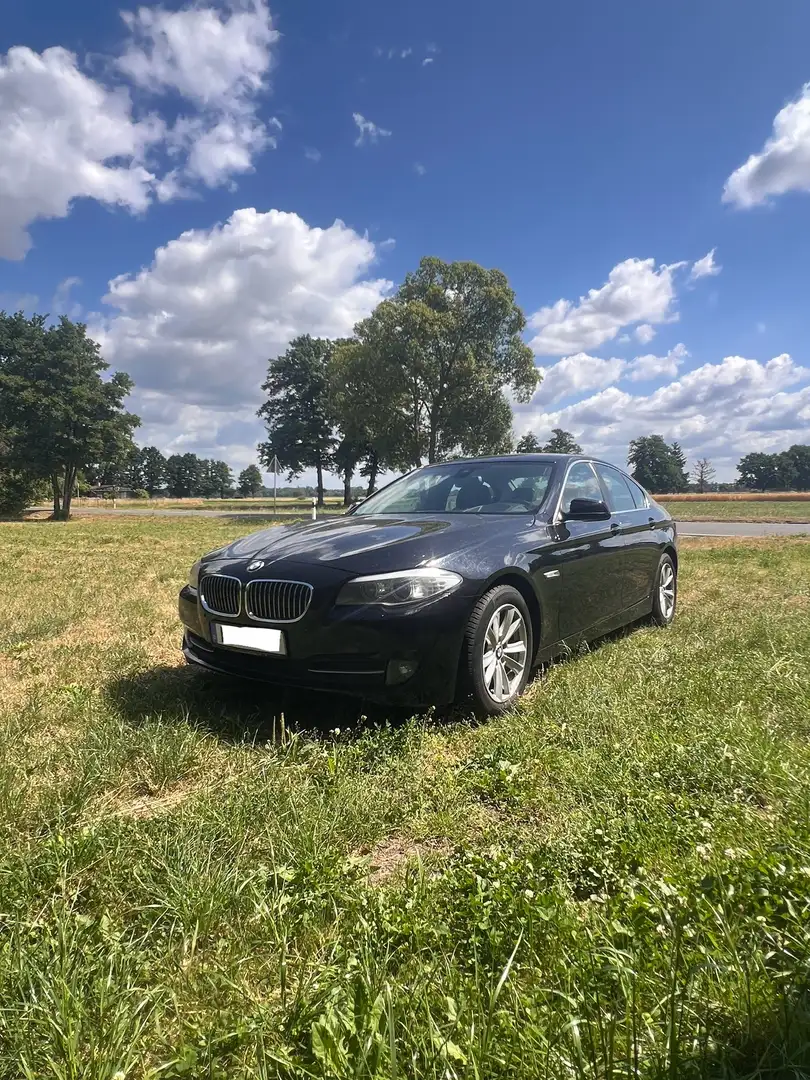 BMW 530 Xdrive 3.0d Top Zustand sehr gepflegt Family Auto - 1