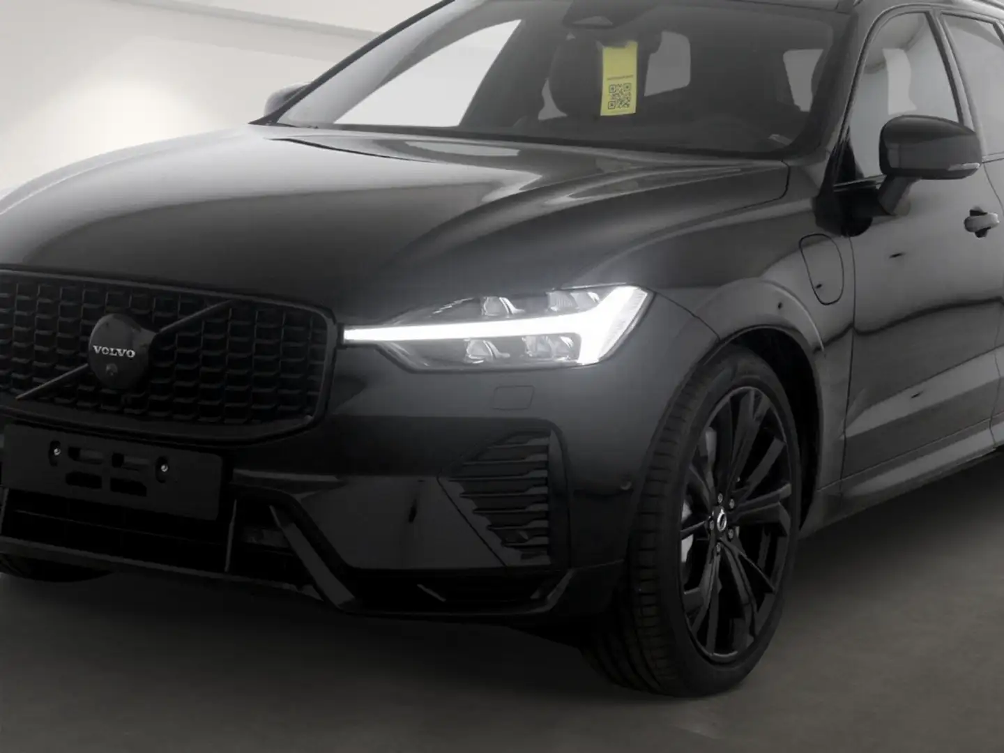 Volvo XC60 T8 Ultra Black Edition Recharge Plug-In Hybrid AWD Schwarz - 2