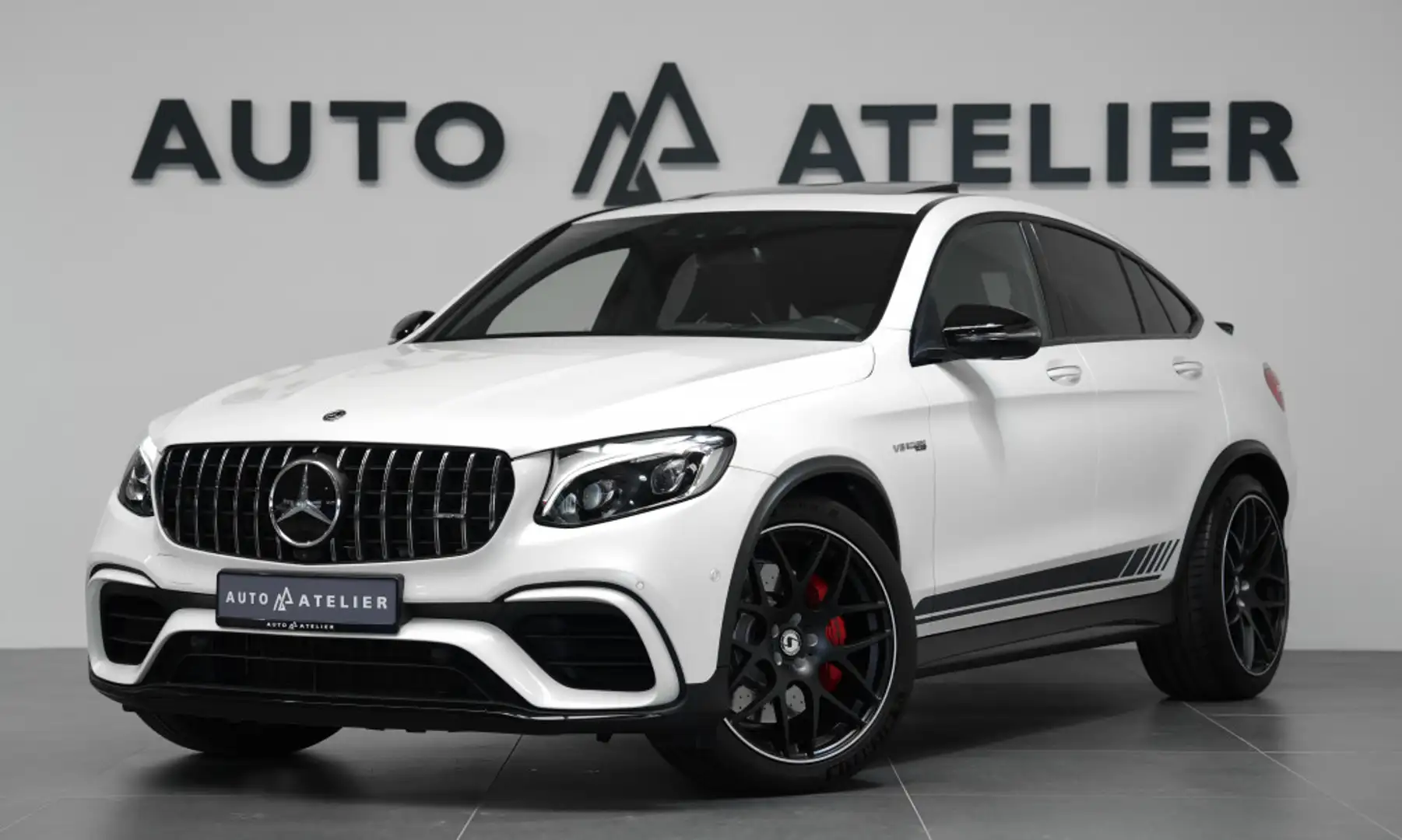 Mercedes-Benz GLC 63 AMG S Coupé *Edition1*LUFT*SCHALE*GSD*21 Bílá - 2