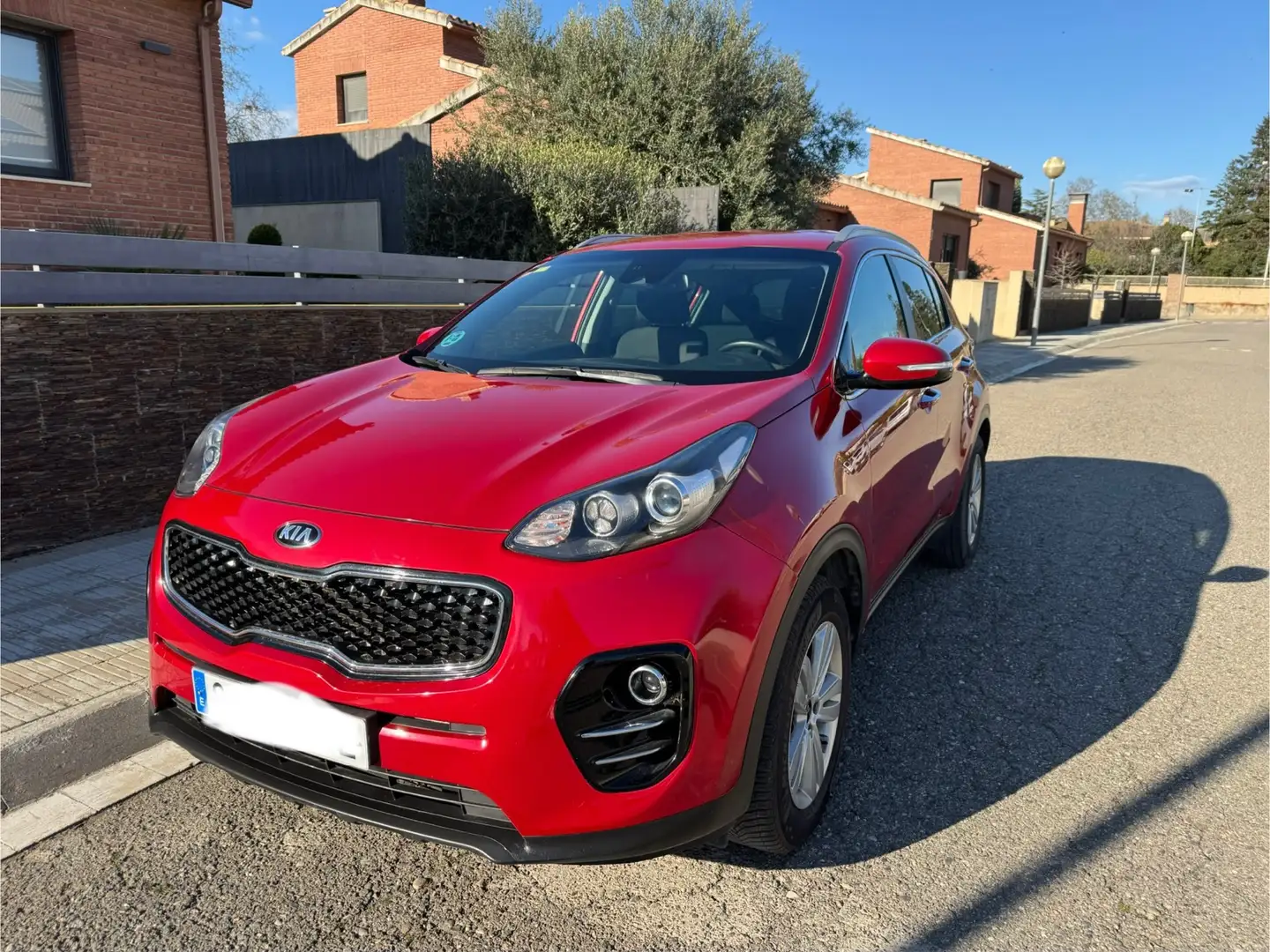 Kia Sportage 1.6 GDi Drive 4x2 Rojo - 1