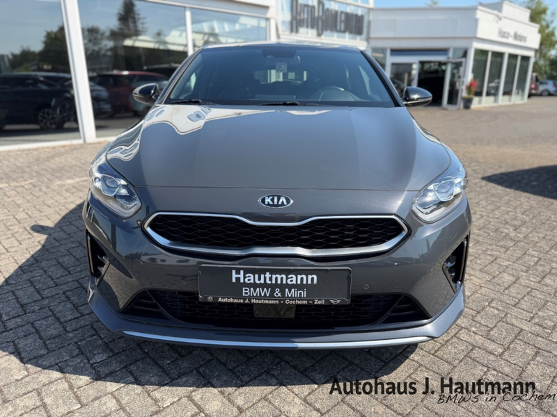 Kia ProCeed / pro_cee'd CRDi GT-Line +1.HAND+NAVI+PANO+RFK+JBL+ — photo 2
