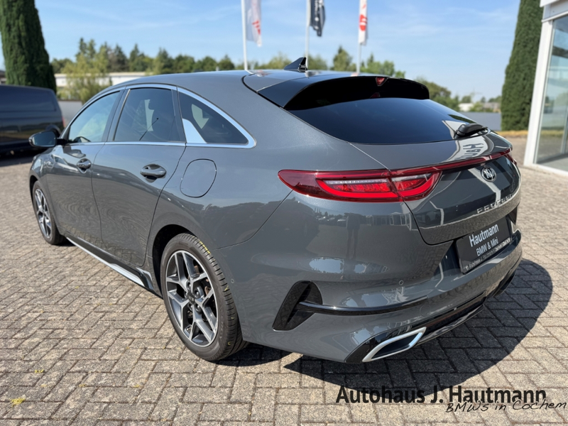 Kia ProCeed / pro_cee'd CRDi GT-Line +1.HAND+NAVI+PANO+RFK+JBL+ — photo 6
