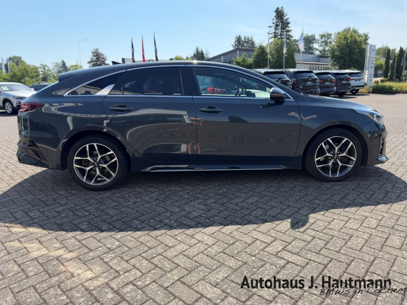 Kia ProCeed / pro_cee'd CRDi GT-Line +1.HAND+NAVI+PANO+RFK+JBL+ — photo 9