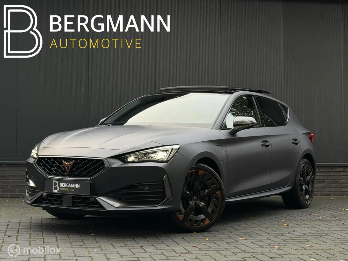 CUPRA Leon 1.4 e-Hybrid VZ Performance|Mat|Pano|cupraknop|VOL Grijs - 1