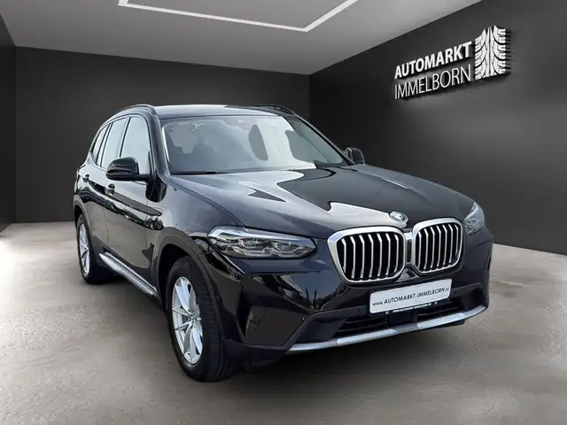BMW X3 view 2