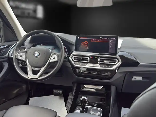 BMW X3 view 15