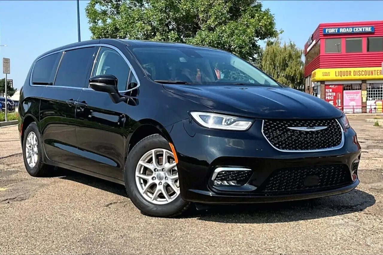 Chrysler Pacifica снимка Chrysler Pacifica