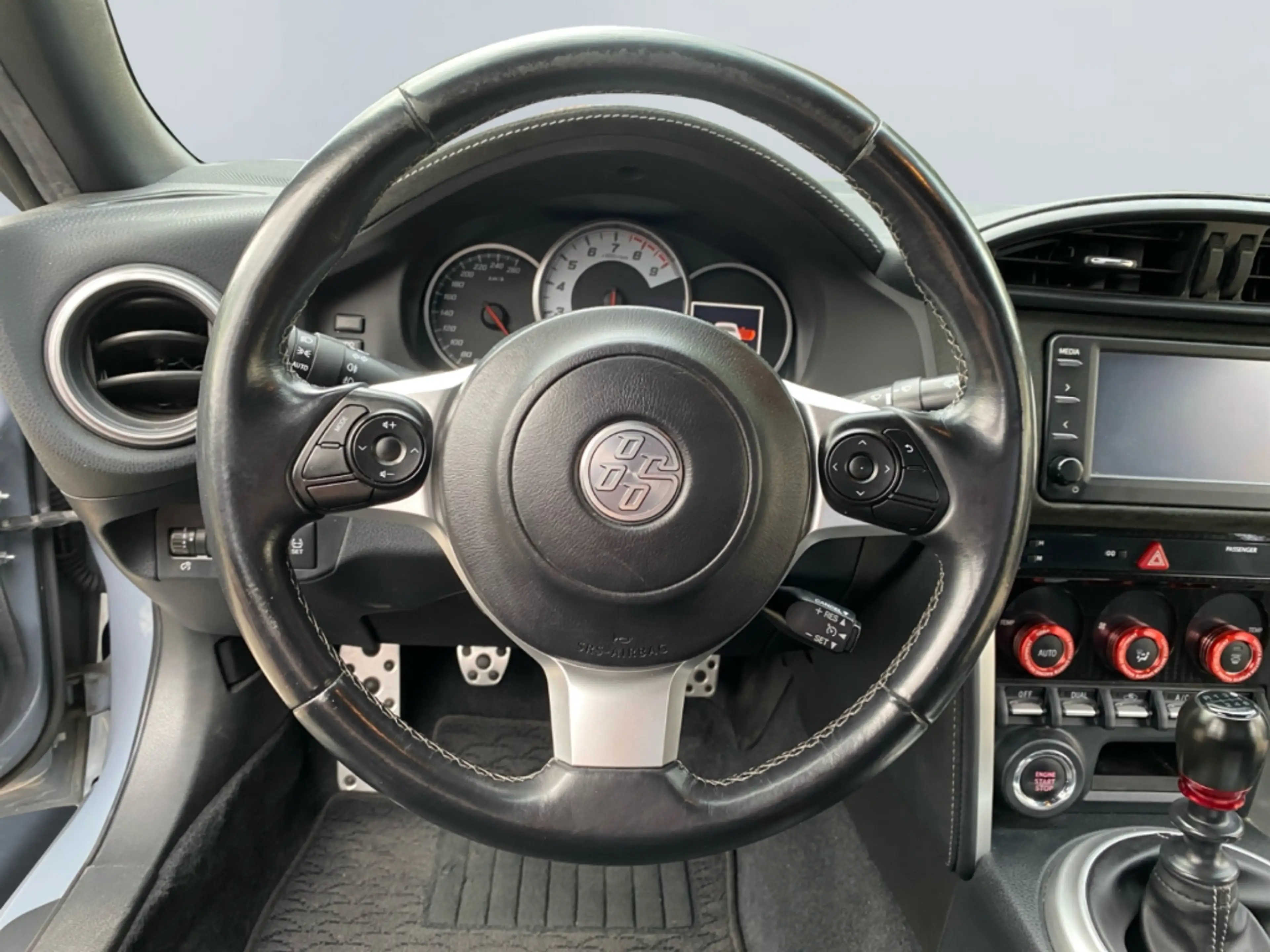 Toyota GT86 Shark *Performance-Paket*JBL*Navi*Scheckheftgepfle — photo 11