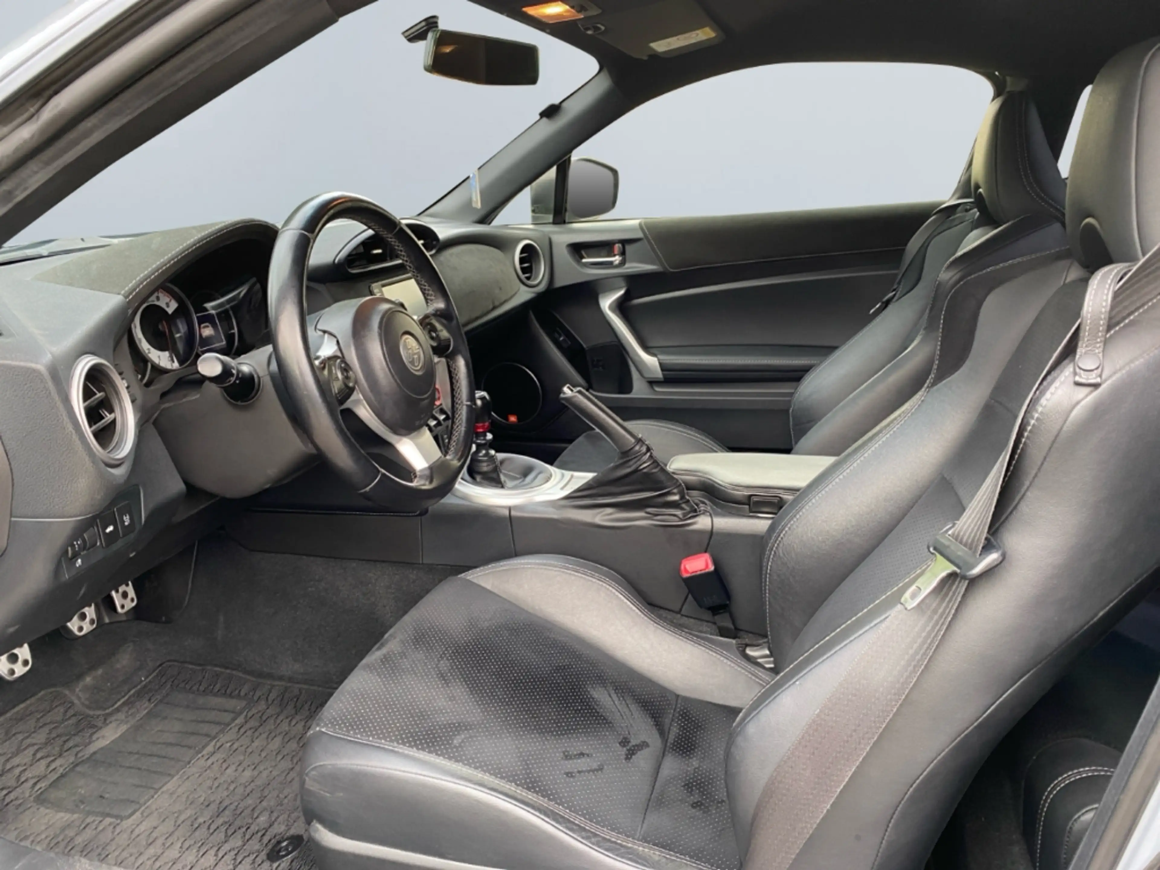 Toyota GT86 Shark *Performance-Paket*JBL*Navi*Scheckheftgepfle — photo 9