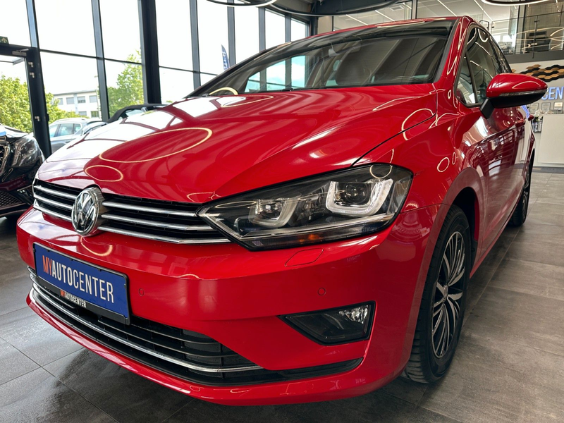 Volkswagen Golf VII Allstar *LED*Navi*Kamera*AHK Schwenkb* — photo 4