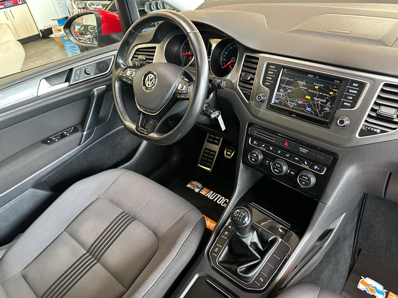 Volkswagen Golf VII Allstar *LED*Navi*Kamera*AHK Schwenkb* — photo 10