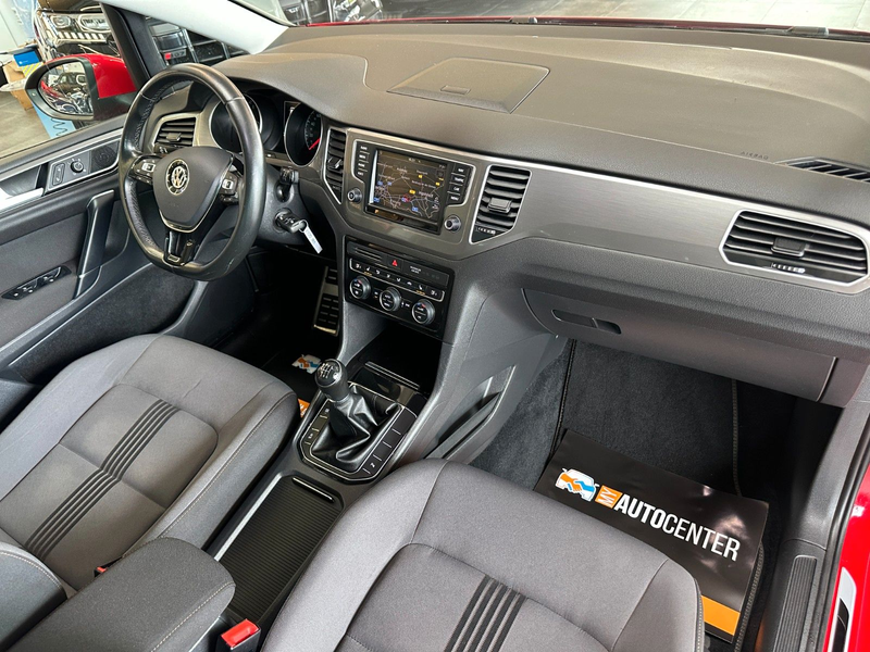 Volkswagen Golf VII Allstar *LED*Navi*Kamera*AHK Schwenkb* — photo 9