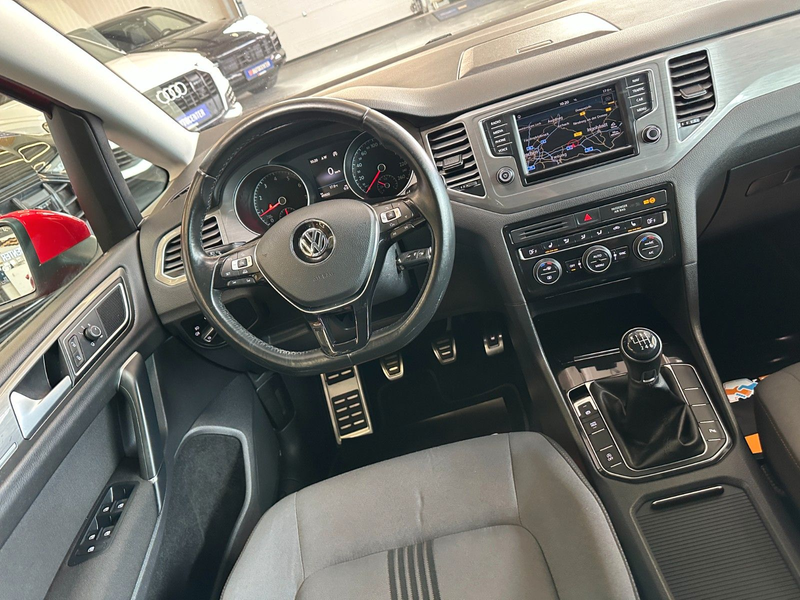 Volkswagen Golf VII Allstar *LED*Navi*Kamera*AHK Schwenkb* — photo 7