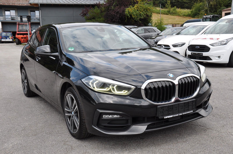 BMW 118 d Sport Line |LED|Navi|RFK|live Cockpit| — photo 3