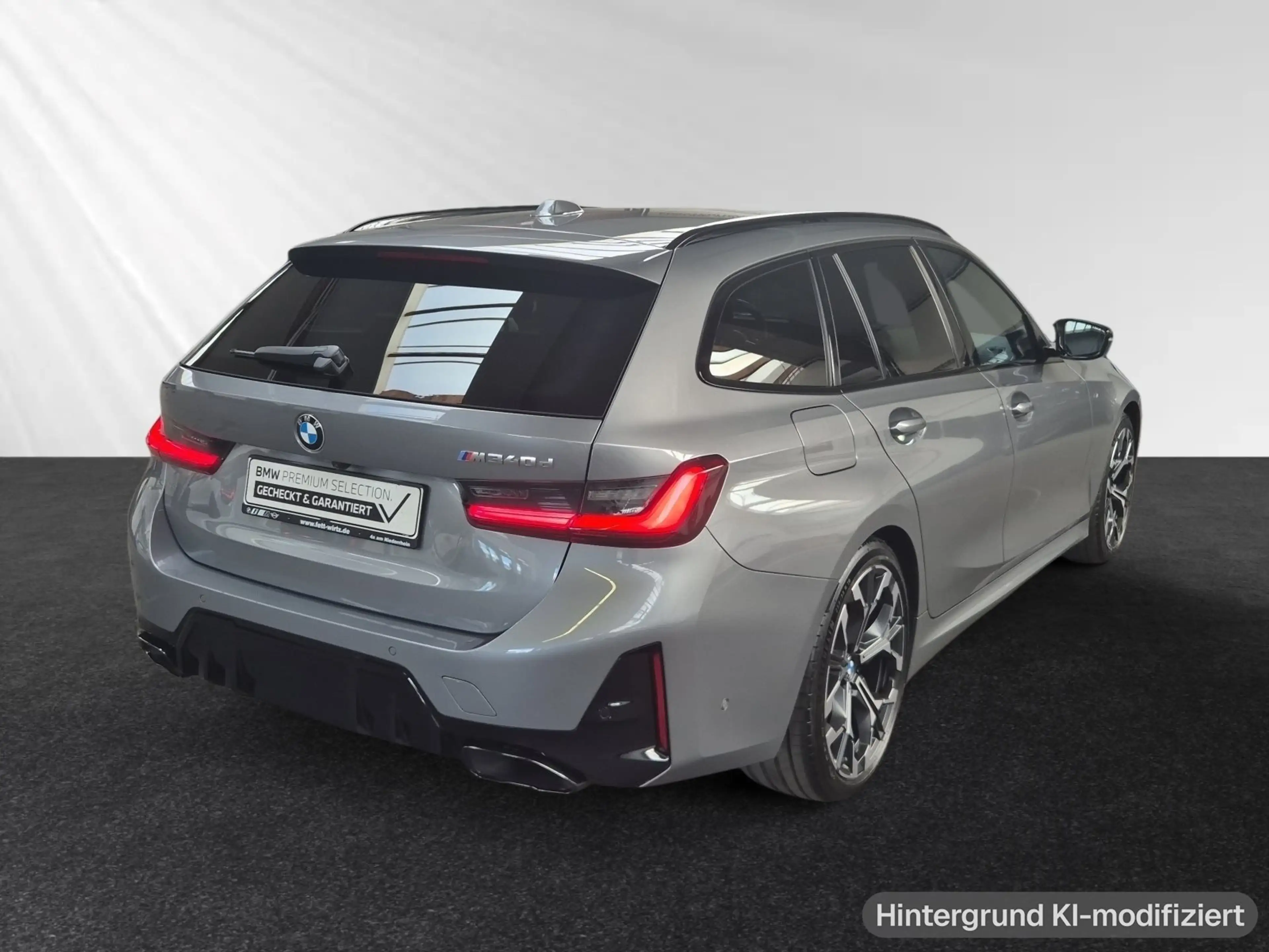 BMW 340 M340d xDrive Touring Panorama|Head-Up|Parkass.+ — photo 3