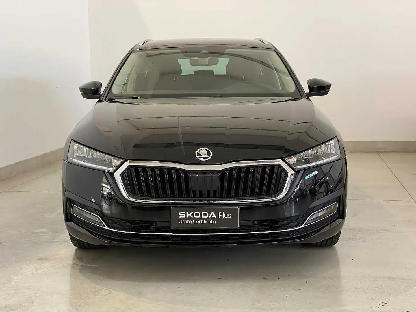 Skoda Octavia 2.0 TDI EVO SCR 150 CV DSG Wagon Executive Nero - 2