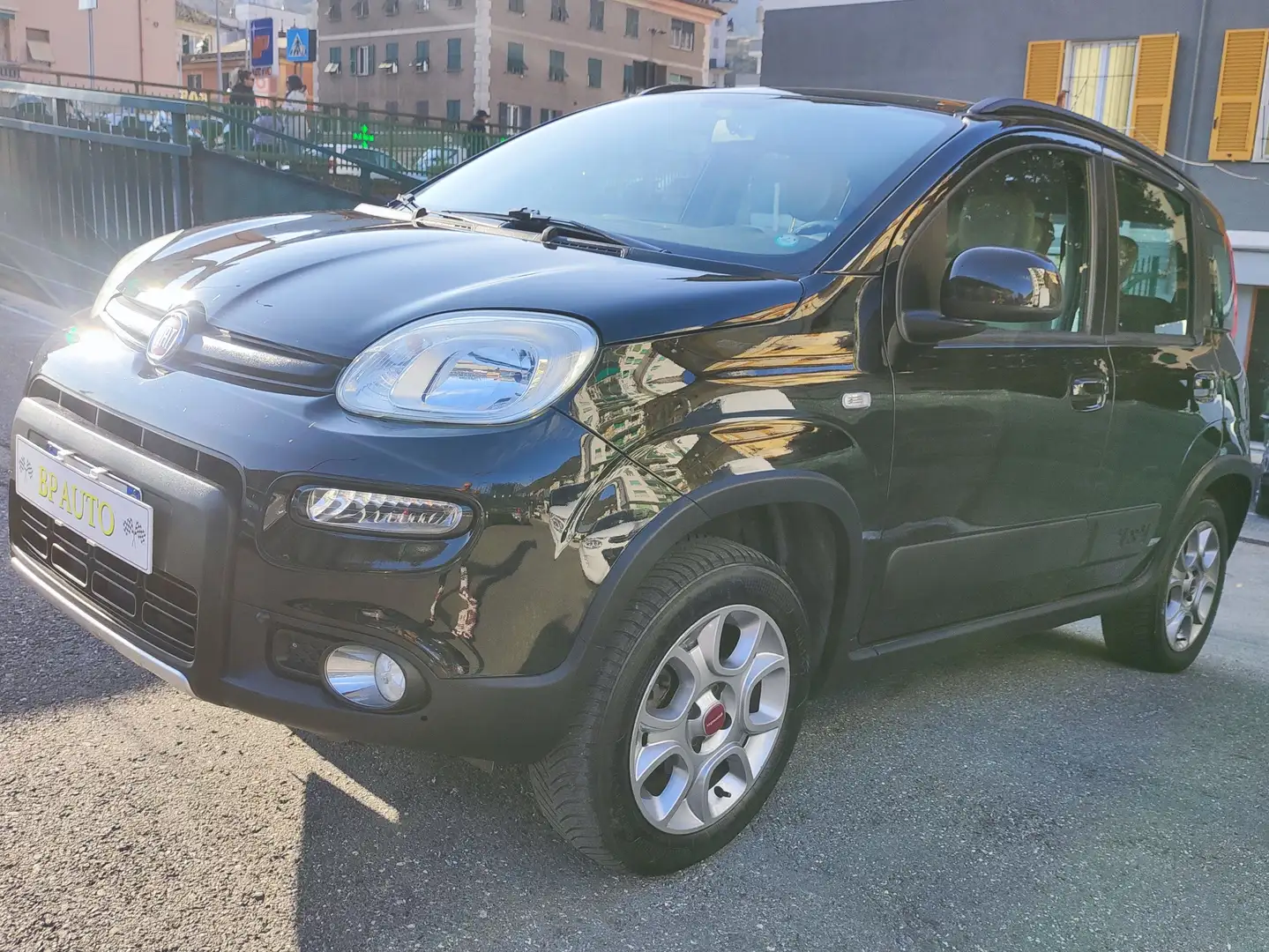 Fiat Panda Panda 1.3 mjt 16v 4x4 75cv E5+ Negro - 1