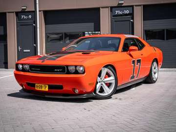 Dodge Challenger SRT8 6.1L HEMI 433PK V8 2011 AUTOMAAT.