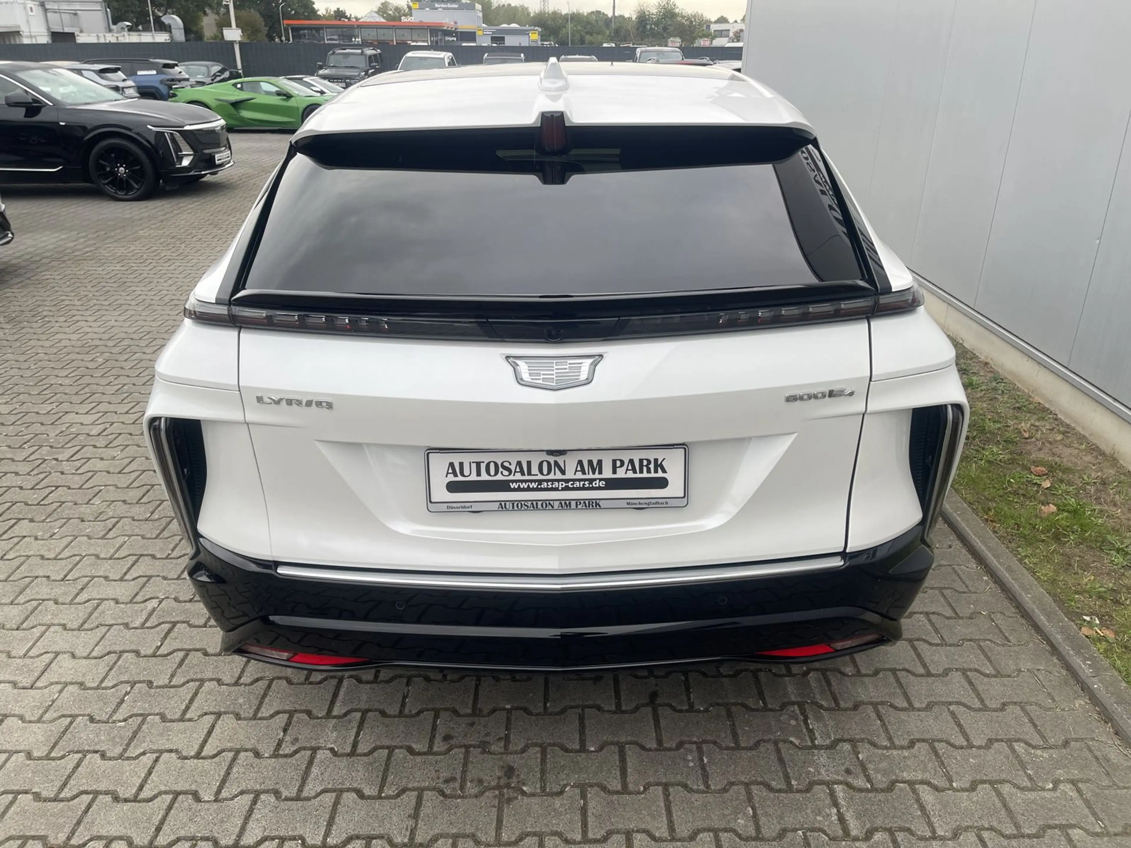 Cadillac Lyriq Luxury 600e AWD | Vollausstattung — photo 4