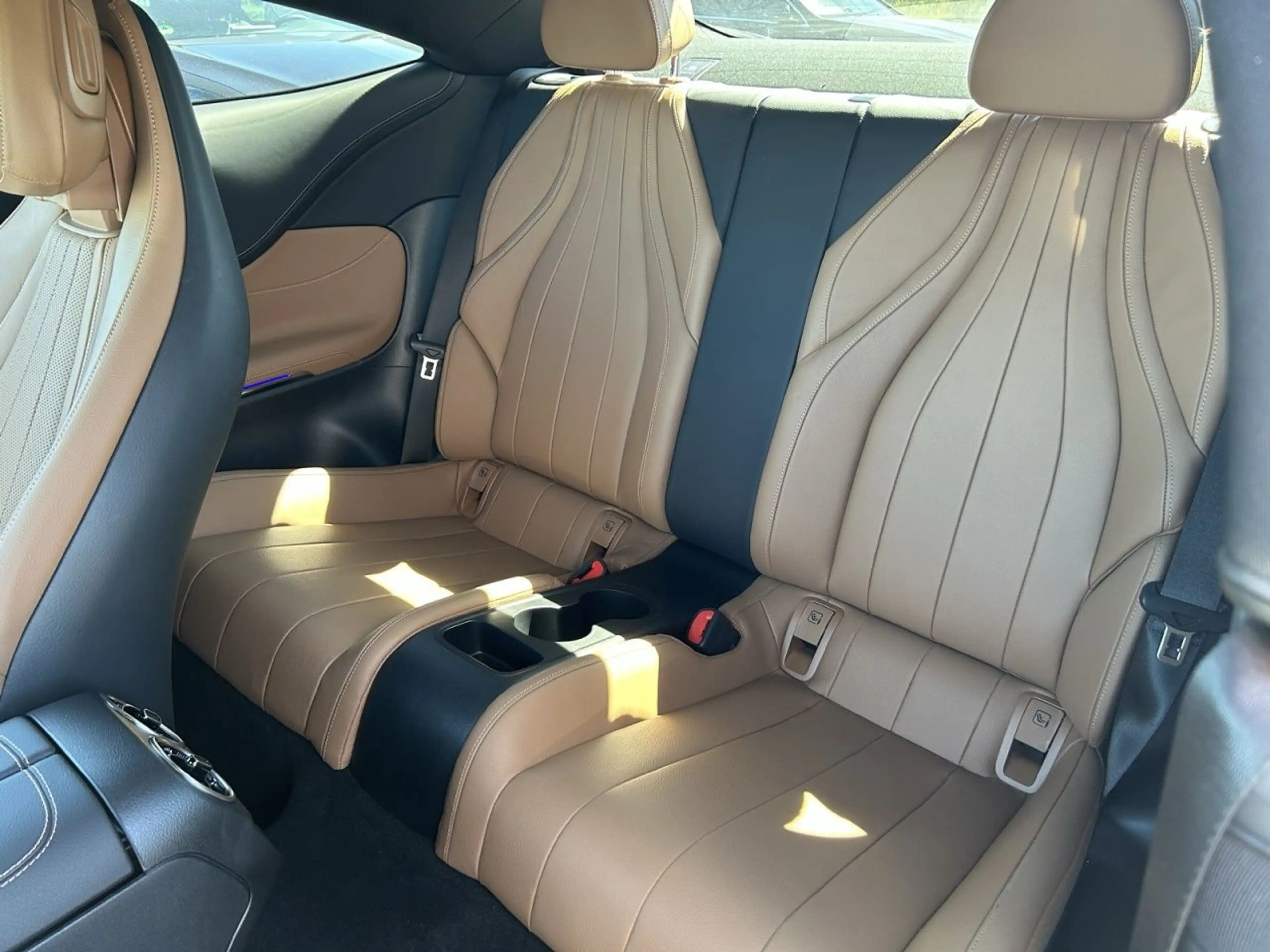 Mercedes-Benz CLE 220 d Coupé AMG+NIGHT+FAHRASSIST+MEMORY+KAM — photo 13