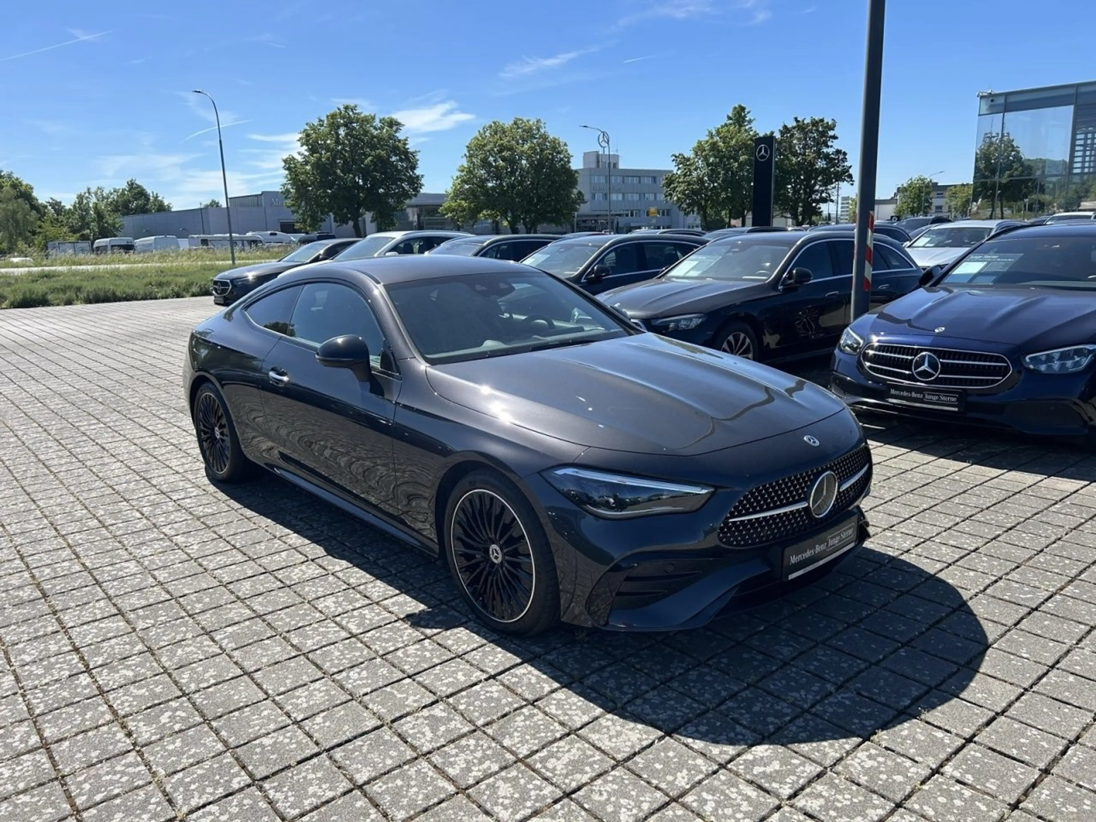 Mercedes-Benz CLE 220 d Coupé AMG+NIGHT+FAHRASSIST+MEMORY+KAM — photo 4