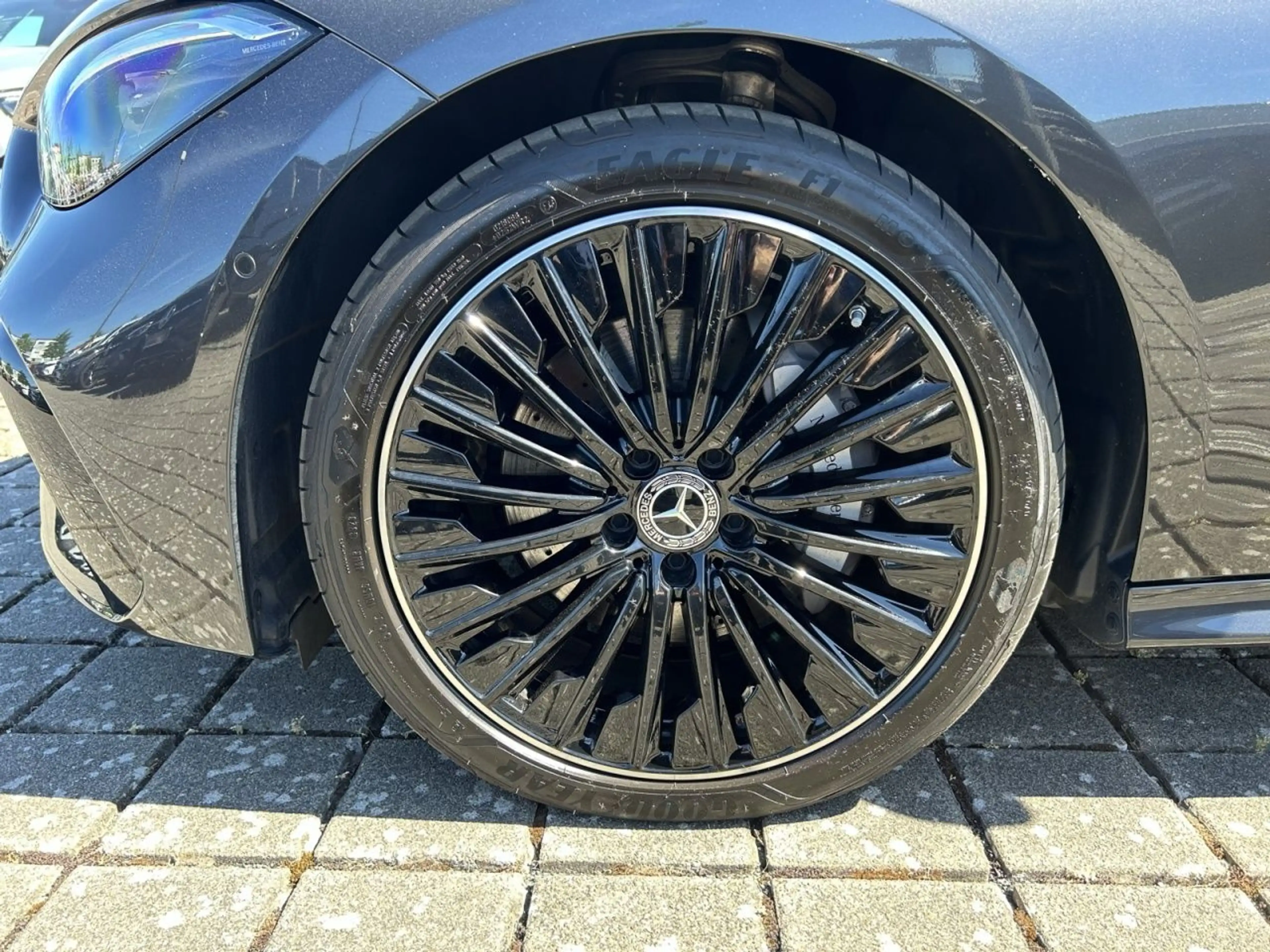 Mercedes-Benz CLE 220 d Coupé AMG+NIGHT+FAHRASSIST+MEMORY+KAM — photo 11