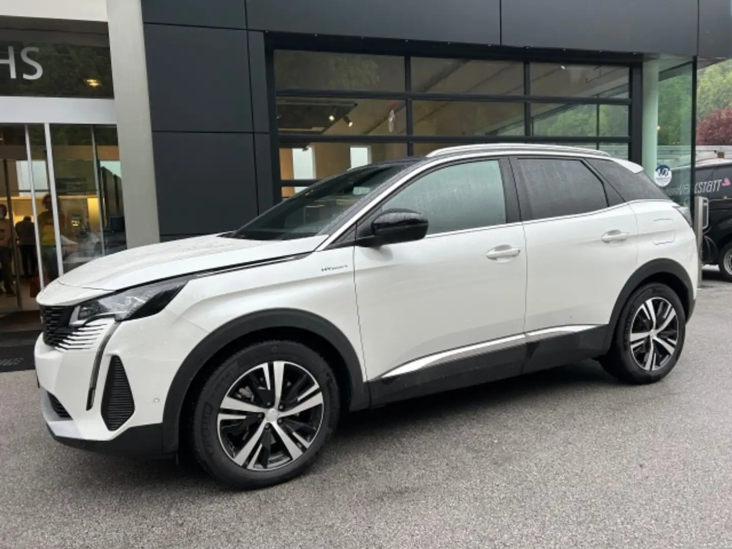 Peugeot 3008 3008 GT HYBRID 300 e-EAT8 Schwarz - 1