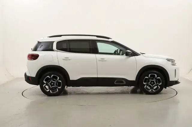 Citroen C5 Aircross view 6