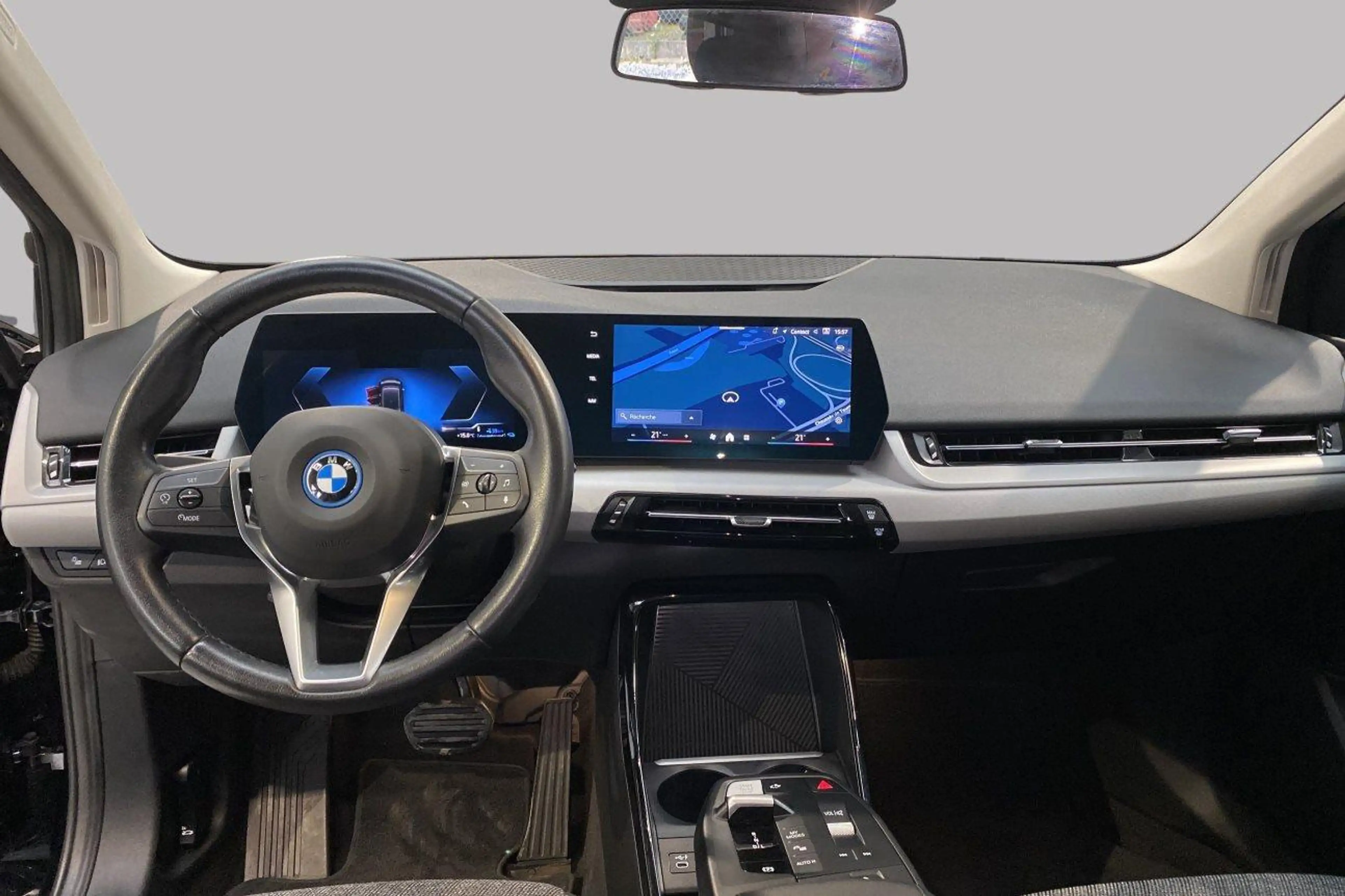 BMW 225 e xDrive ACTIVE TOURER — photo 11