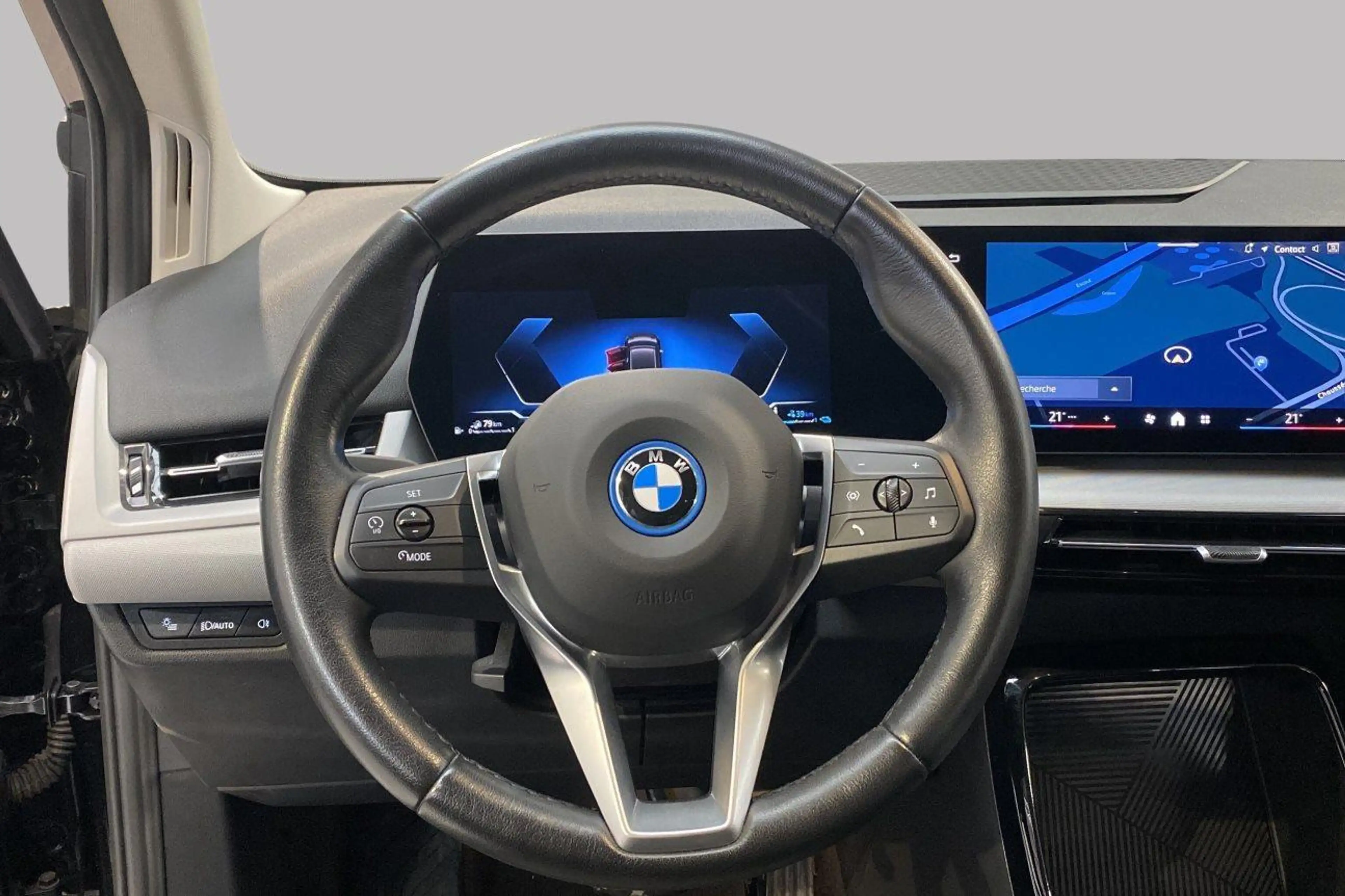 BMW 225 e xDrive ACTIVE TOURER — photo 12