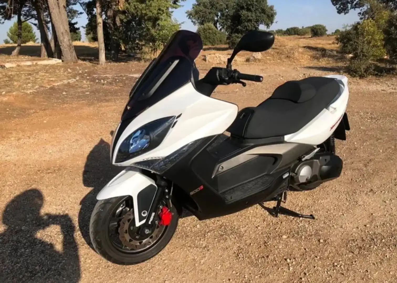 Kymco Xciting 500i Xciting 500R Blanco - 1
