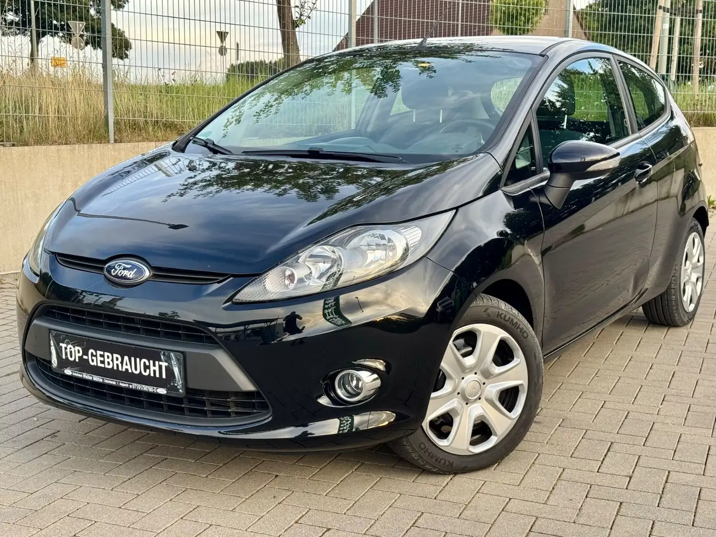 Ford Fiesta Champions Edition+EURO 5+TÜV NEU Schwarz - 1