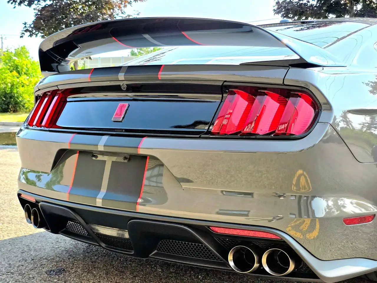 Ford Mustang снимка Ford Mustang