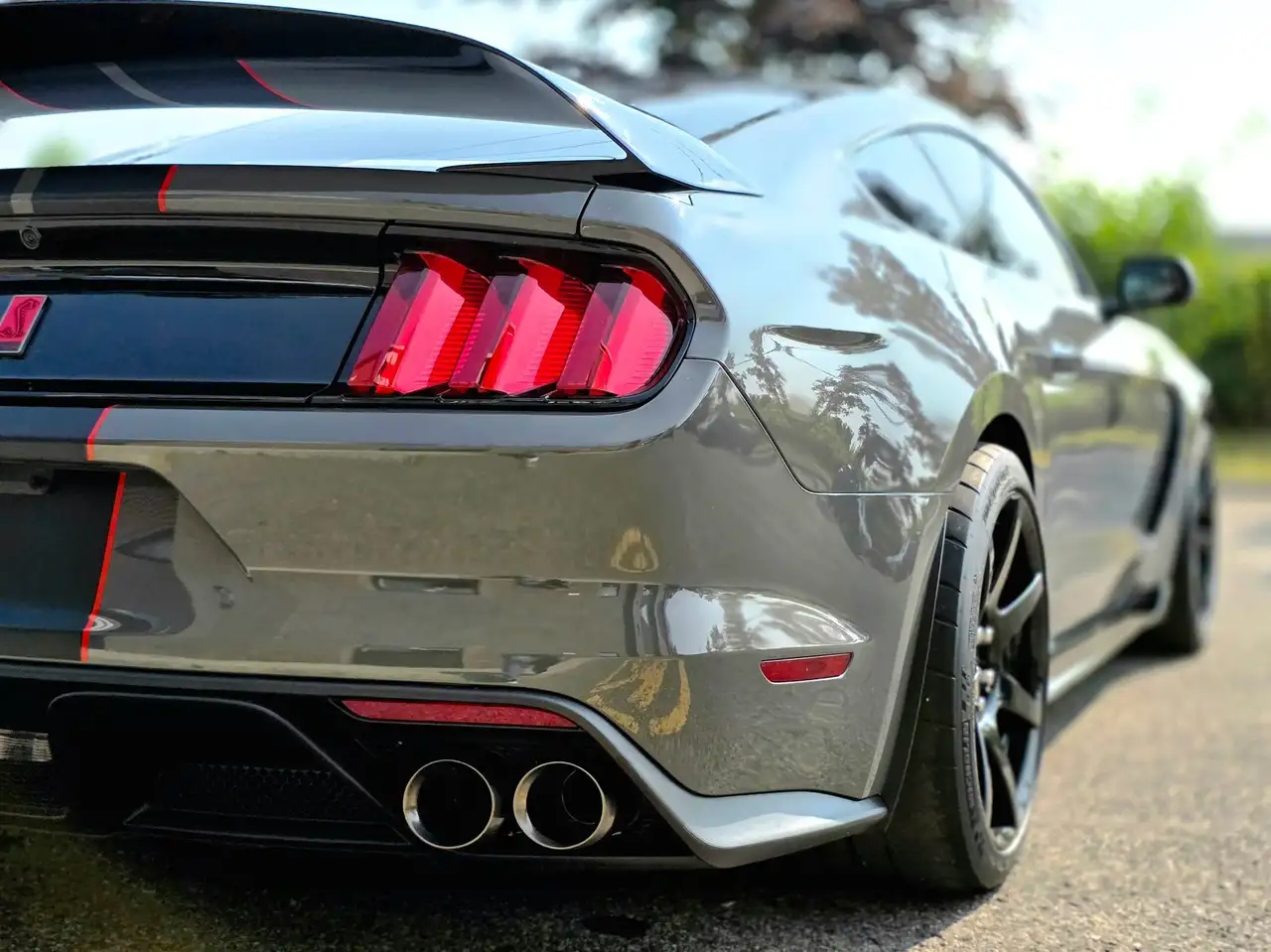 Ford Mustang снимка Ford Mustang