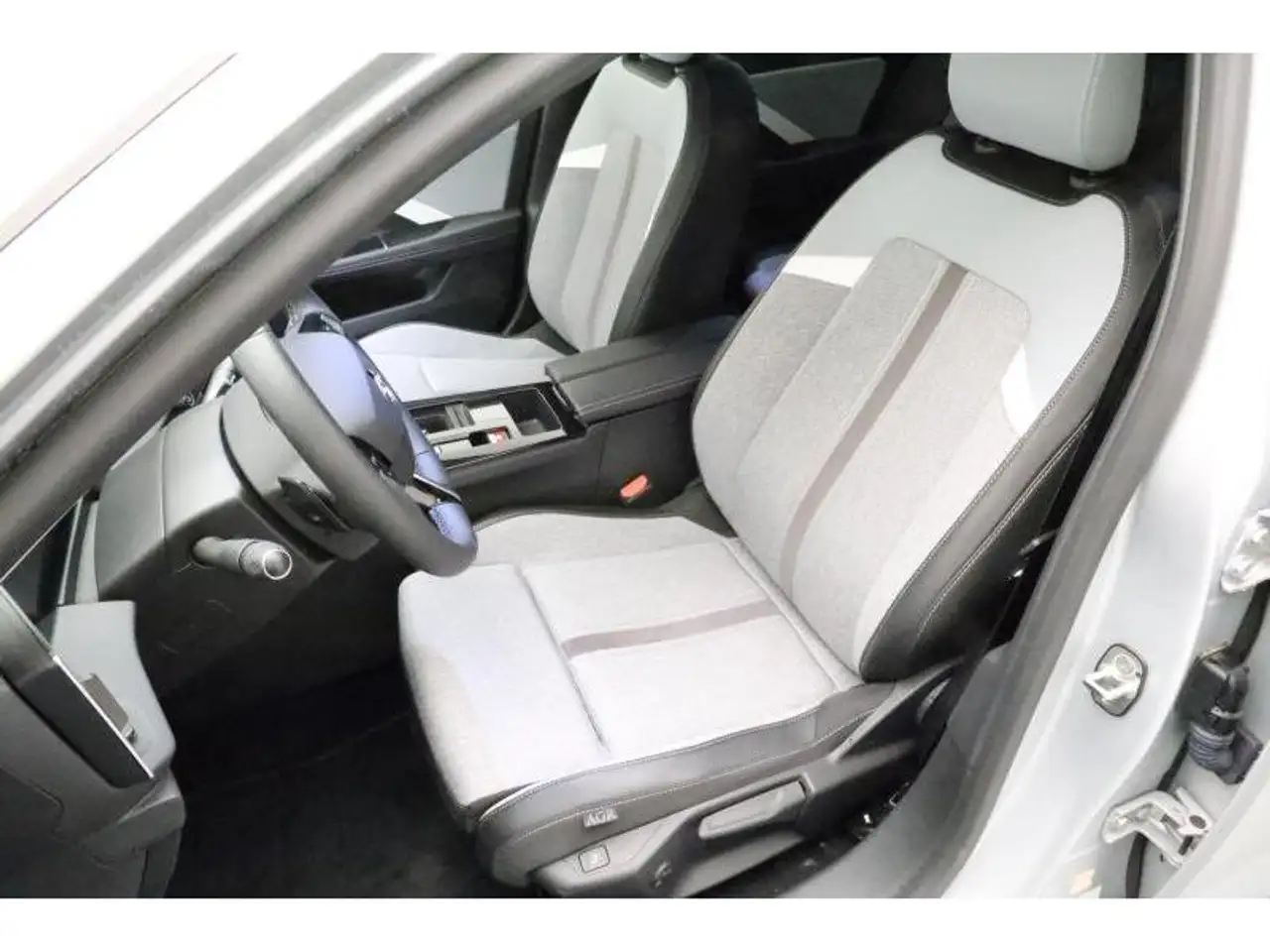 Opel Astra L Elegance 4