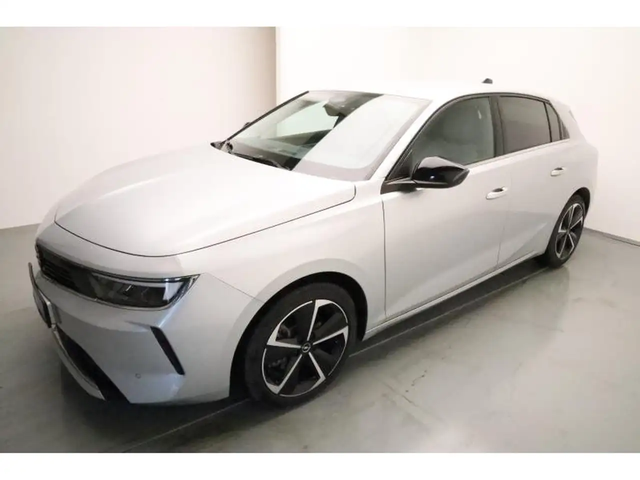 Opel Astra L Elegance 19
