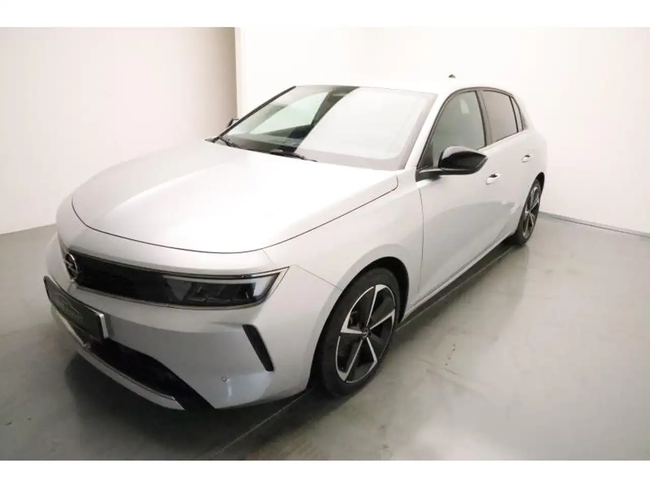 Opel Astra L Elegance 11