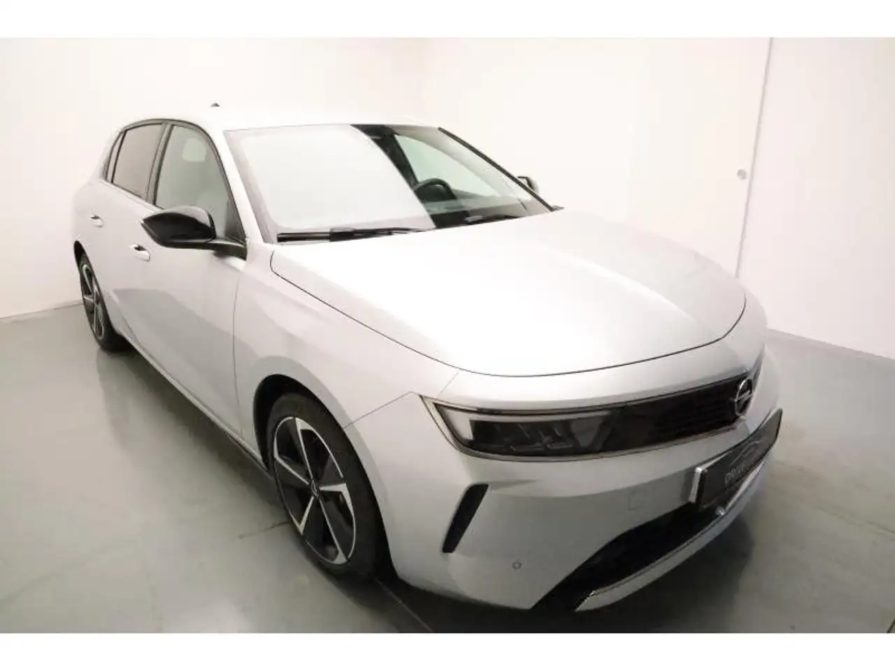 Opel Astra L Elegance 21