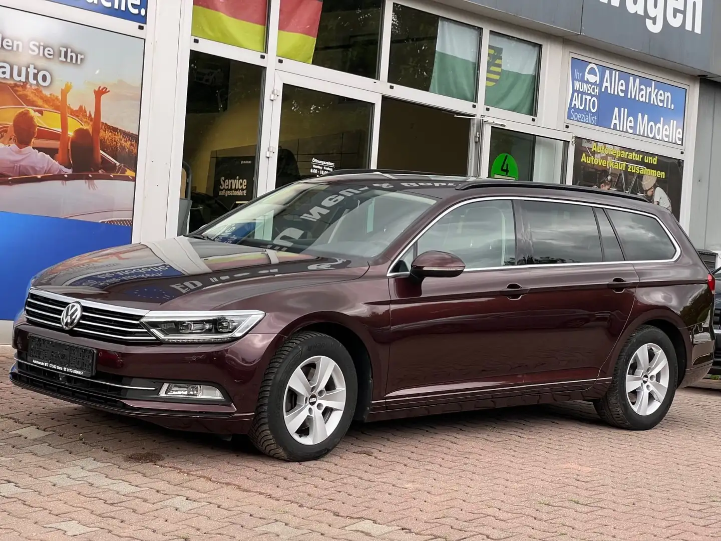 Volkswagen Passat Variant Comfortline Rouge - 2