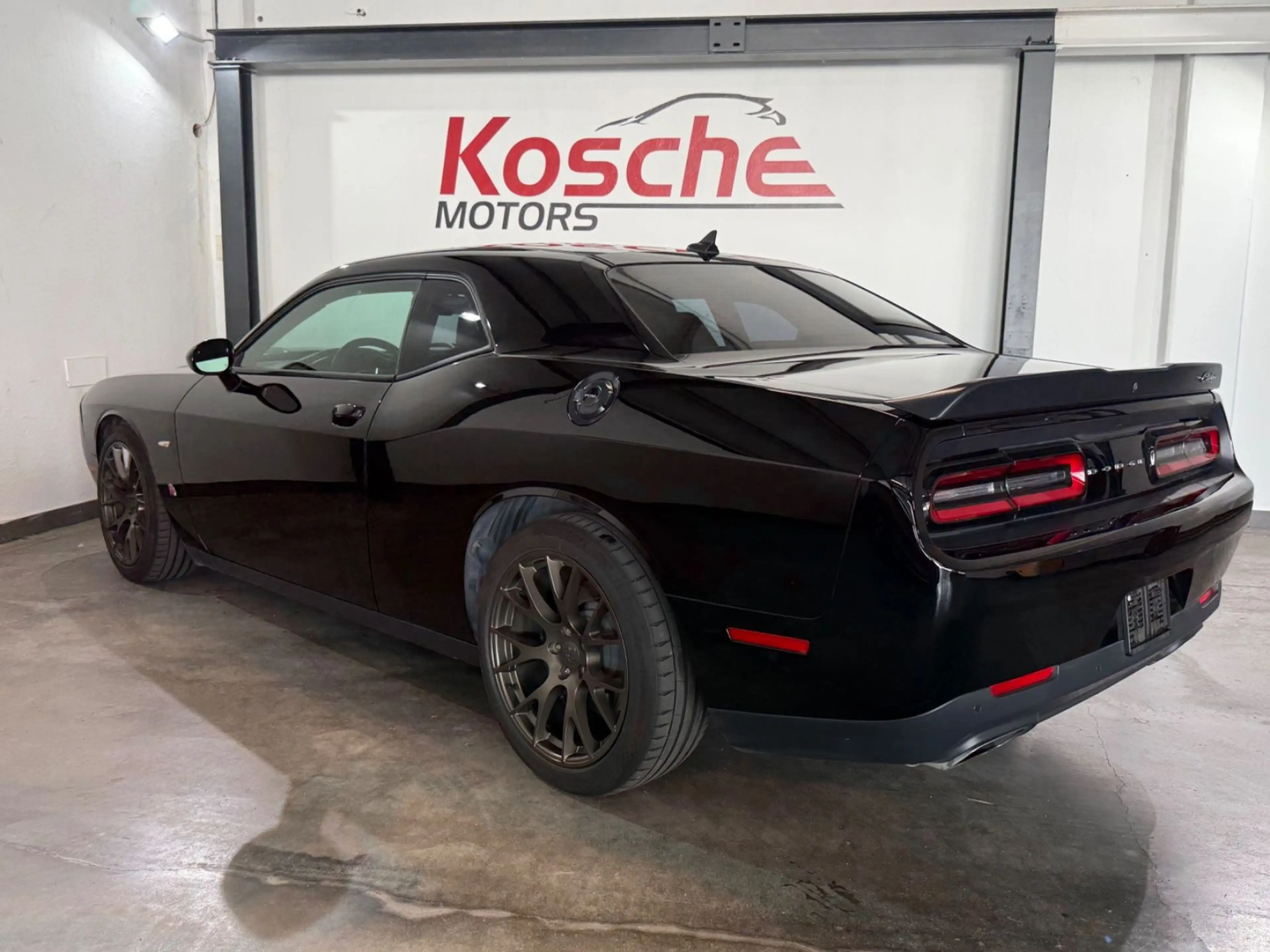 Dodge Challenger SRT 392 HEMI 6.4 Kamera H&K — photo 9