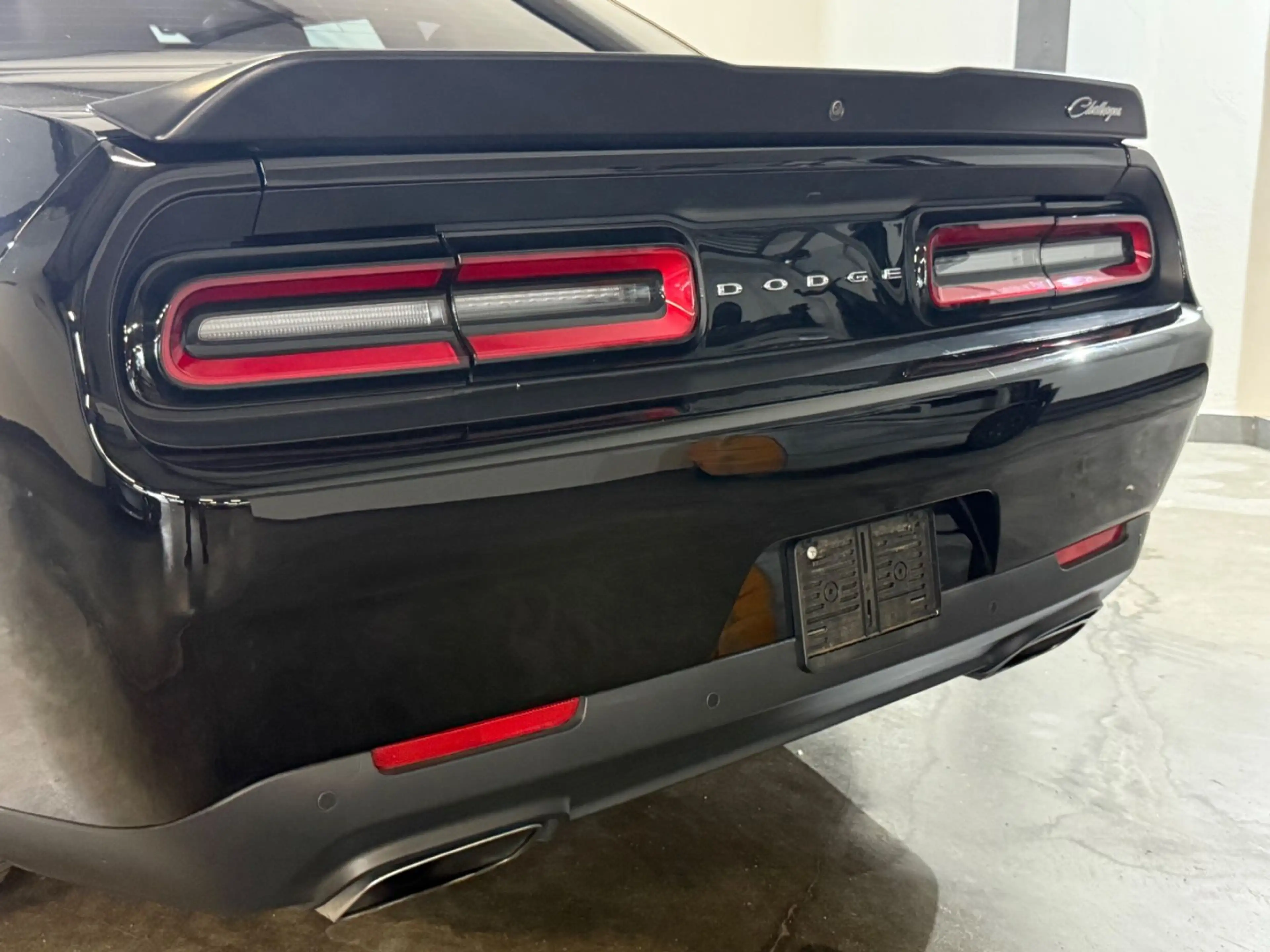 Dodge Challenger SRT 392 HEMI 6.4 Kamera H&K — photo 7