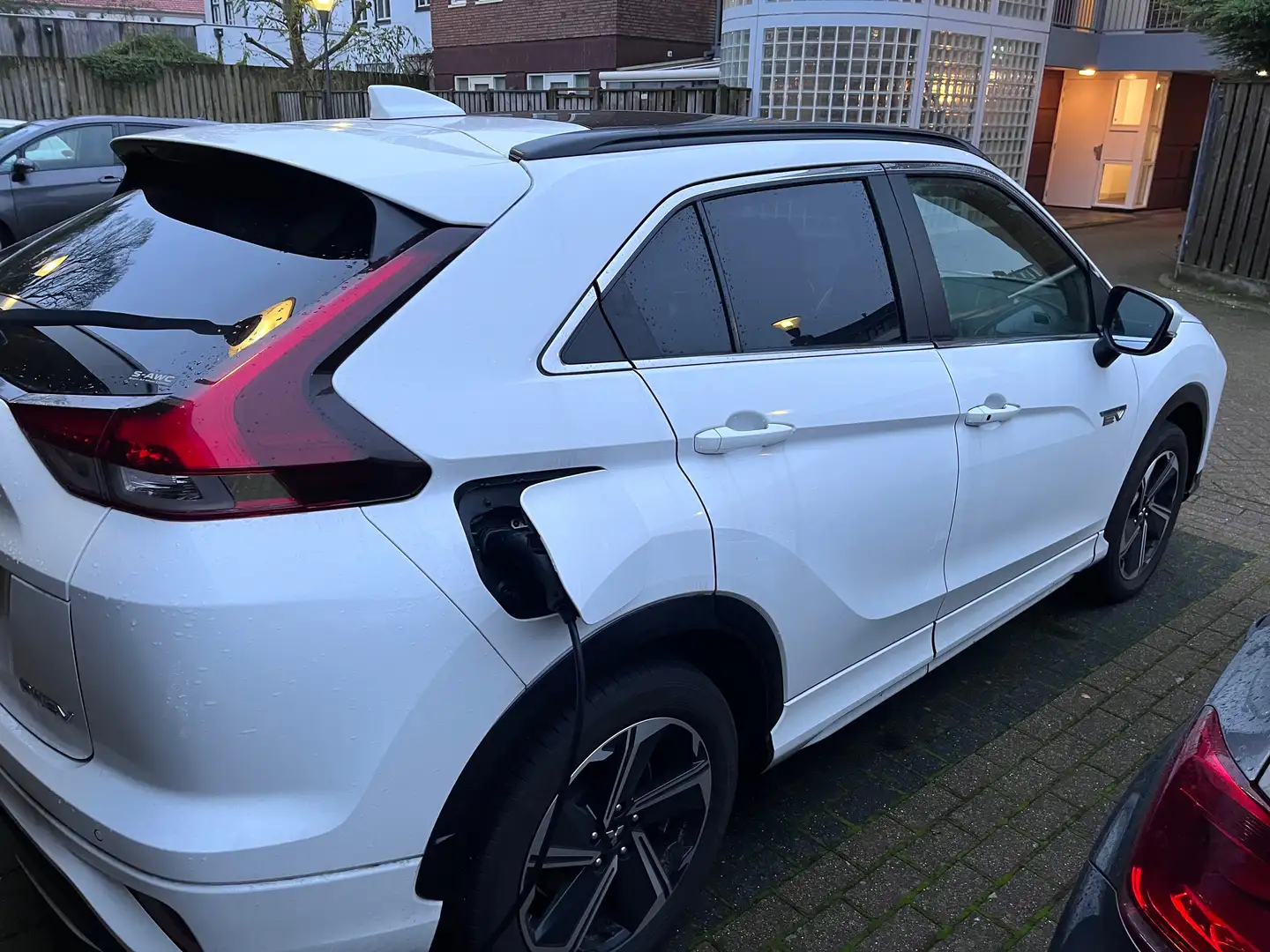 Mitsubishi Eclipse Cross 2.4 PHEV Instyle Wit - 2