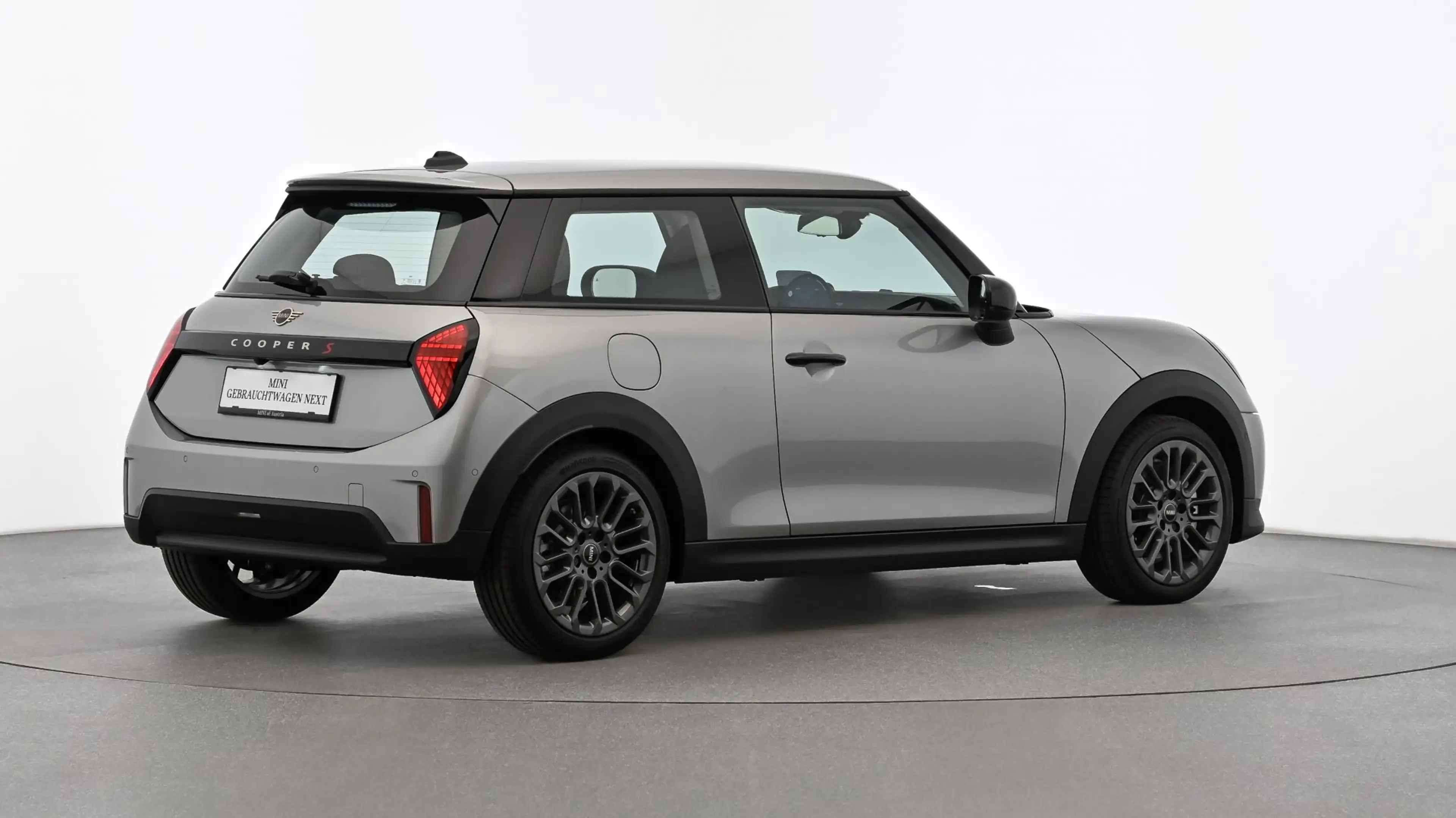 MINI Cooper S *Classic Trim/Paket S/Head-Up/Lenkradhzg./LED/Navi* — photo 10