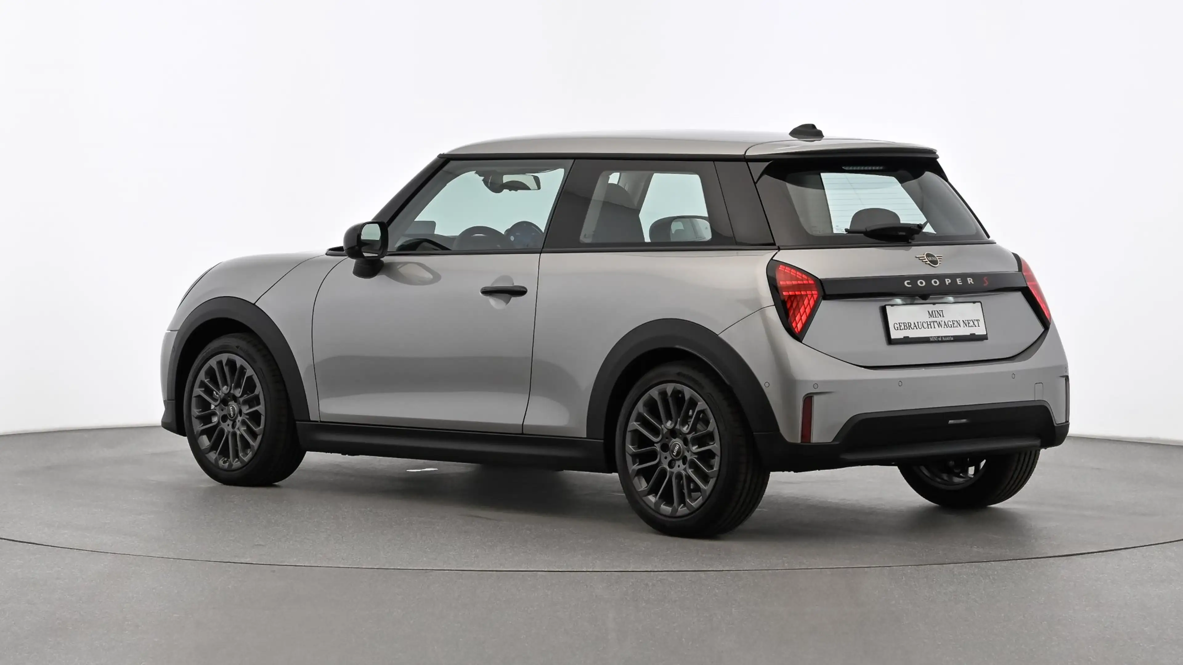 MINI Cooper S *Classic Trim/Paket S/Head-Up/Lenkradhzg./LED/Navi* — photo 3